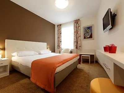 Jadran Hotel